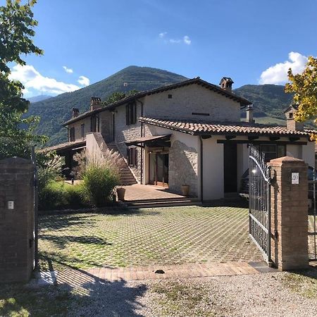 Casa Vinto Hotel Cagli Exterior photo