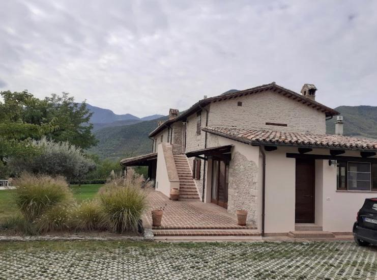 Casa Vinto Hotel Cagli Exterior photo