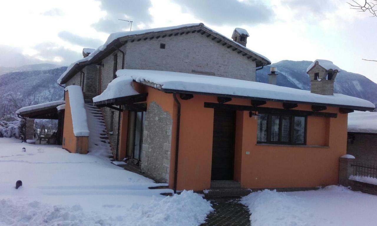 Casa Vinto Hotel Cagli Exterior photo